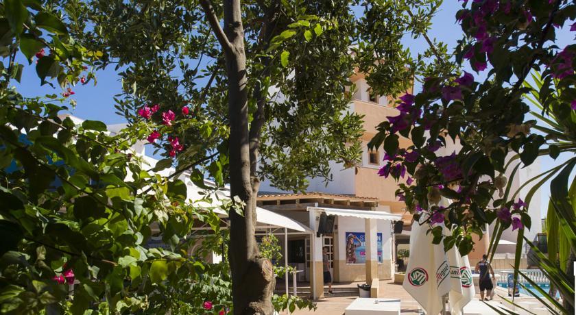My Way Luxury Ibiza Studio - Ab Group Playa d'en Bossa Bagian luar foto