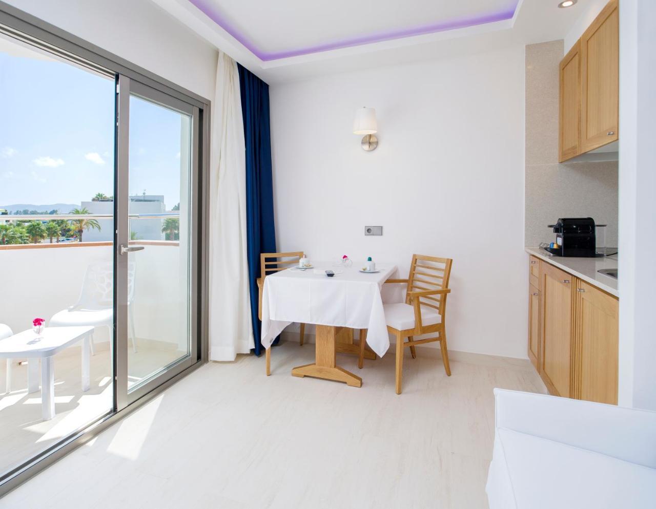 My Way Luxury Ibiza Studio - Ab Group Apartment Playa d'en Bossa Bagian luar foto