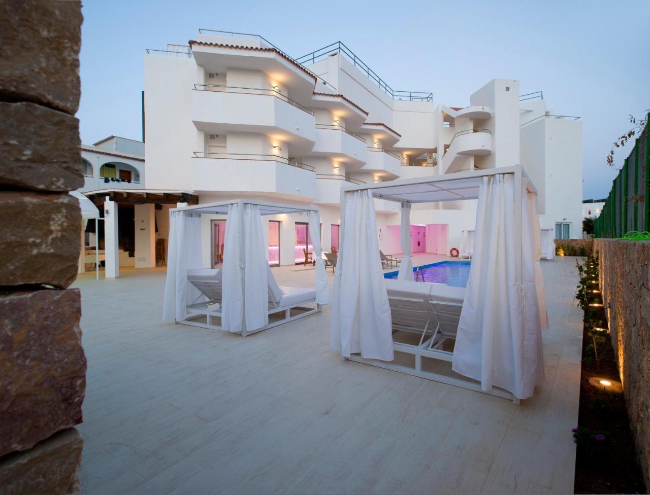 My Way Luxury Ibiza Studio - Ab Group Playa d'en Bossa Bagian luar foto