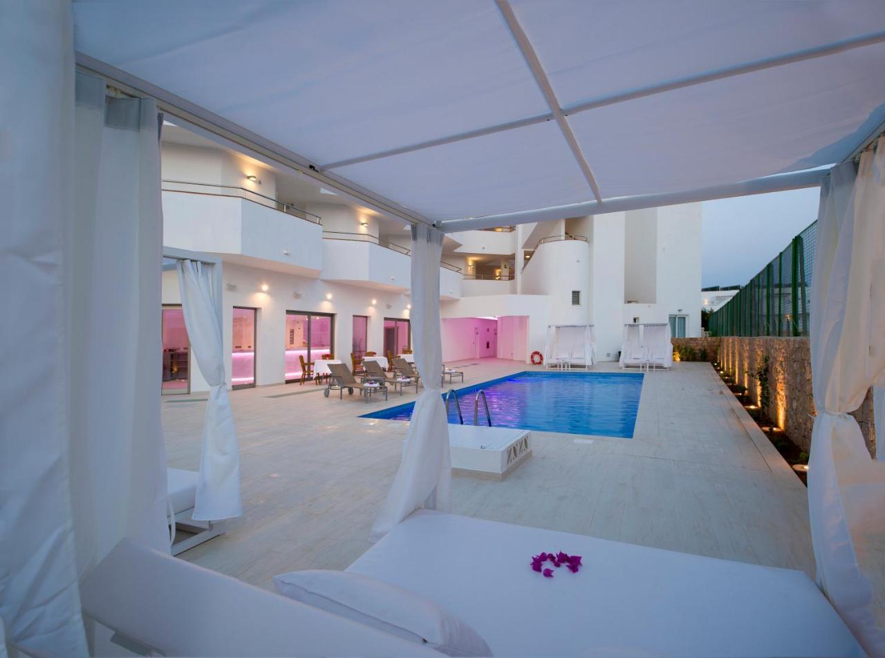 My Way Luxury Ibiza Studio - Ab Group Playa d'en Bossa Bagian luar foto