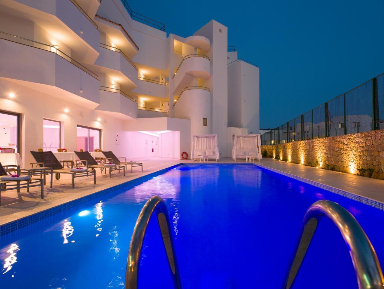 My Way Luxury Ibiza Studio - Ab Group Playa d'en Bossa Bagian luar foto