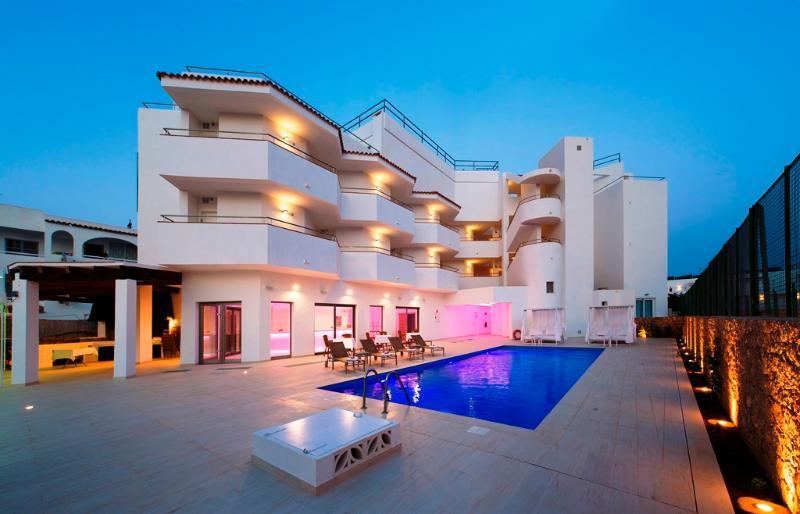 My Way Luxury Ibiza Studio - Ab Group Playa d'en Bossa Bagian luar foto