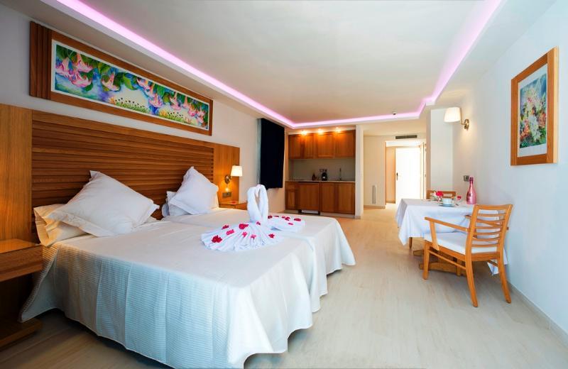 My Way Luxury Ibiza Studio - Ab Group Apartment Playa d'en Bossa Bagian luar foto