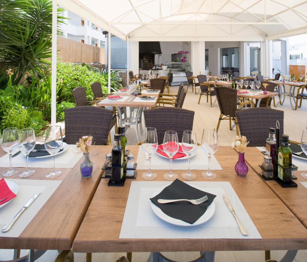 My Way Luxury Ibiza Studio - Ab Group Playa d'en Bossa Bagian luar foto
